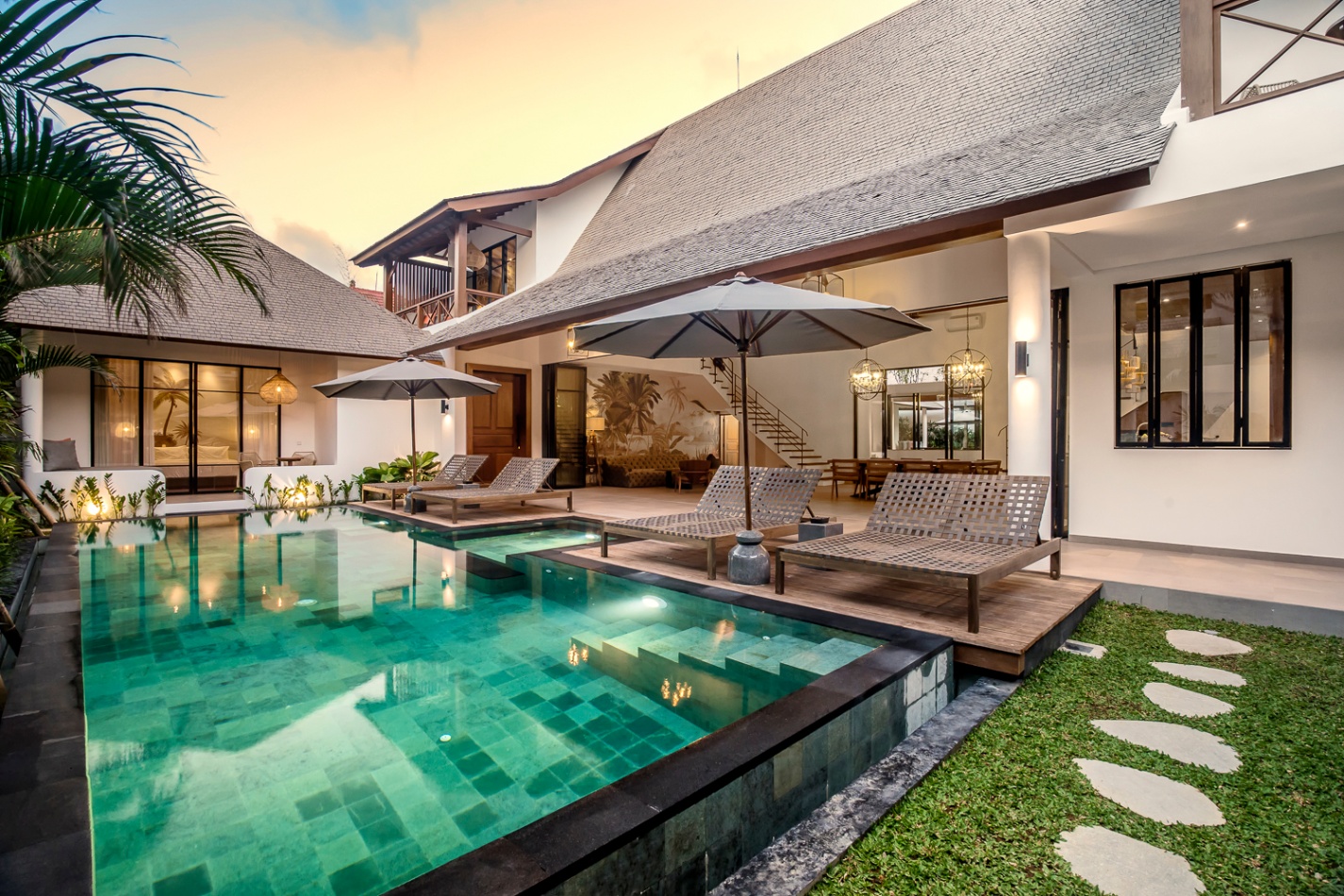 Villa image 2