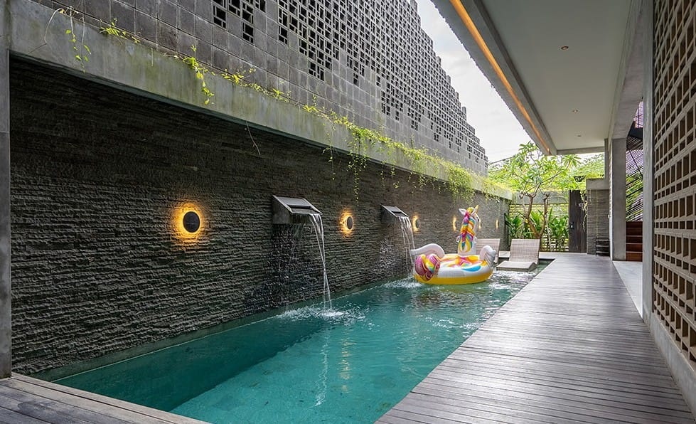 Villa image 1