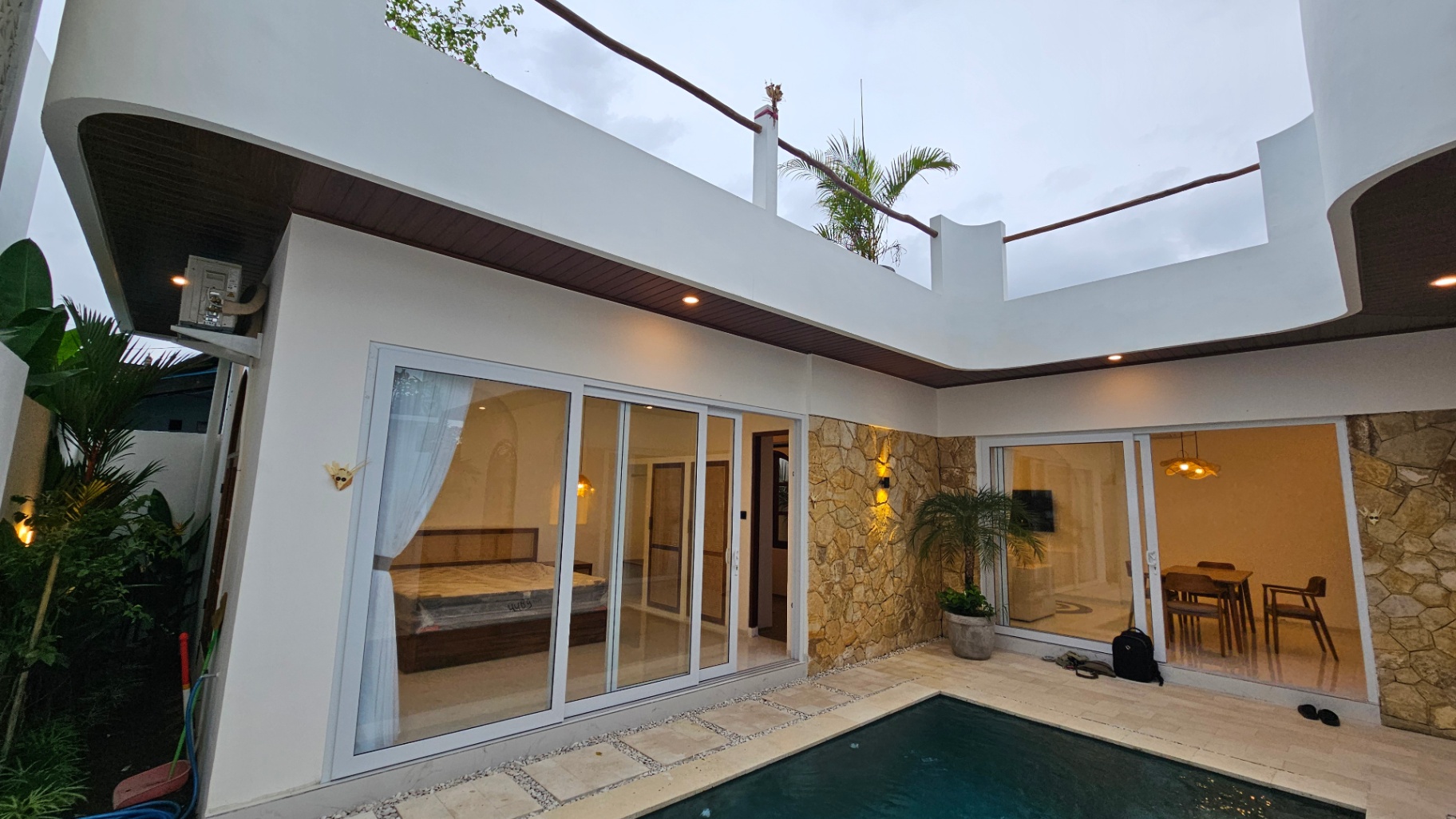 Villa image 2