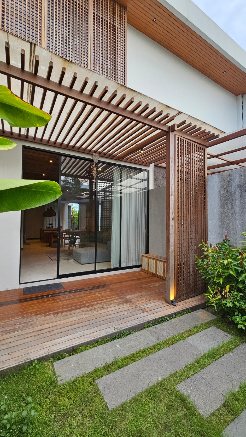 Villa image 2