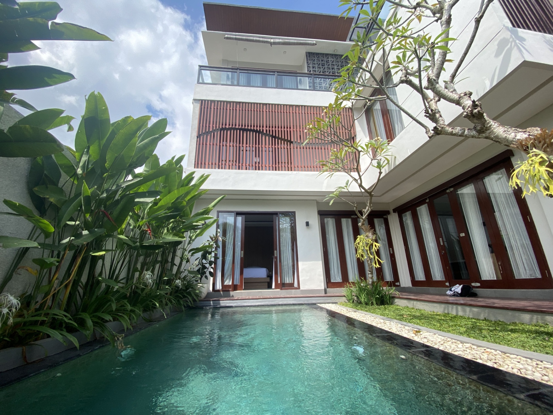 3BR - Cemagi - 3-storey house
