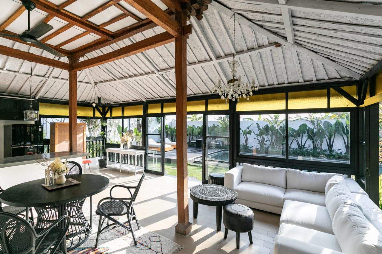 Villa image 2