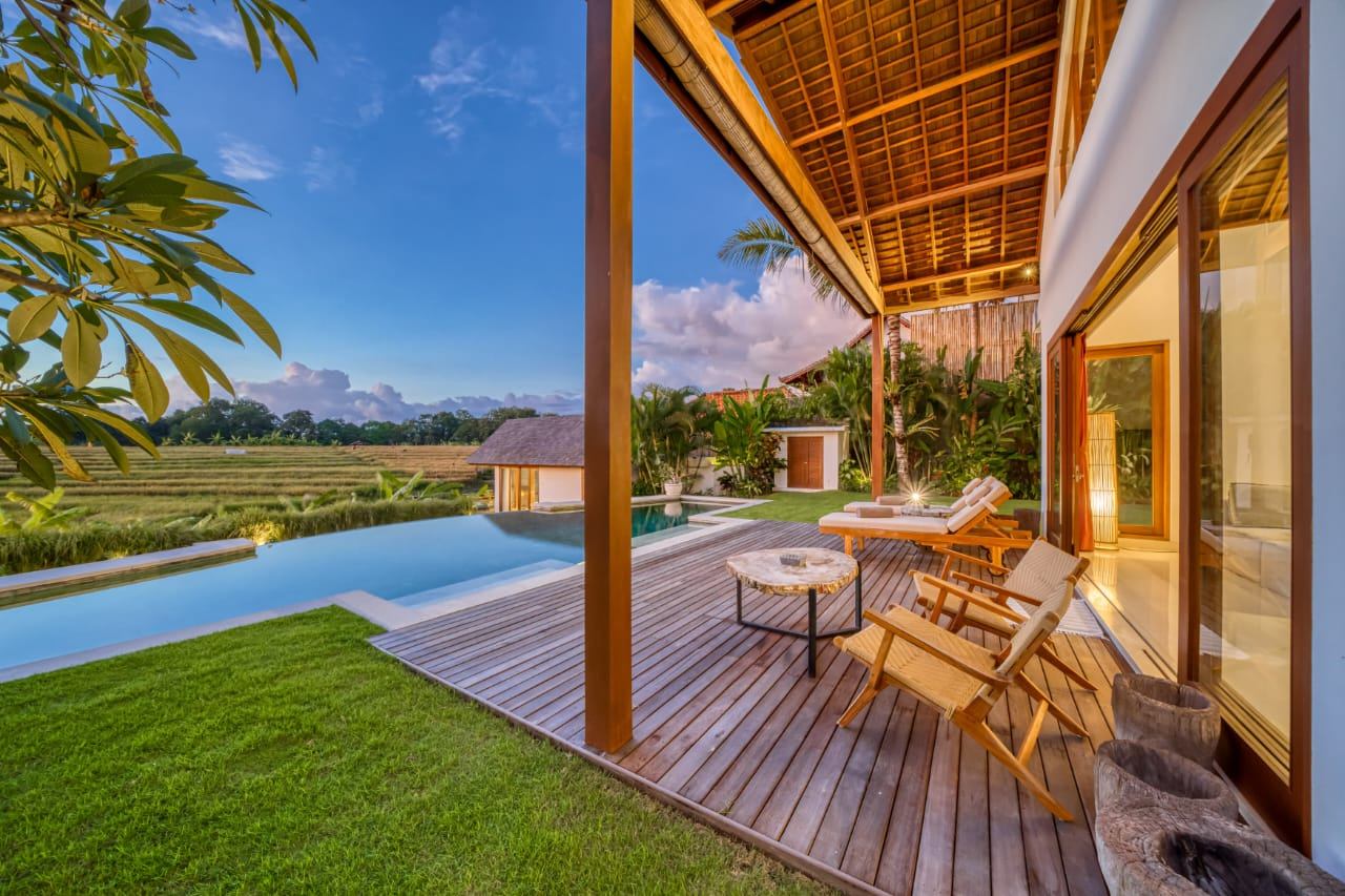 Villa image 1