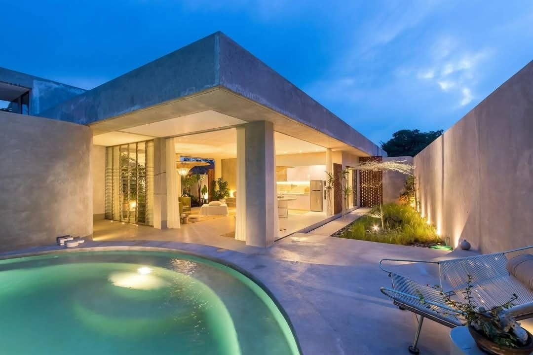 Villa image 1