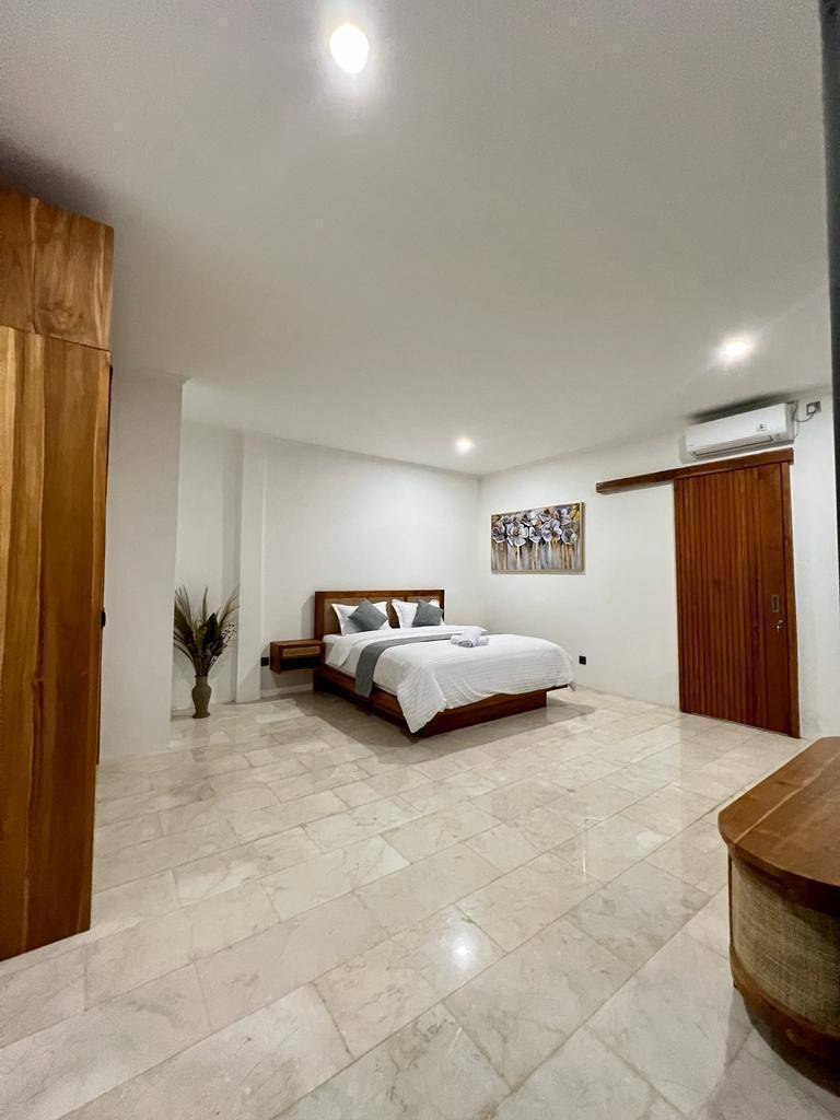 Villa image 2