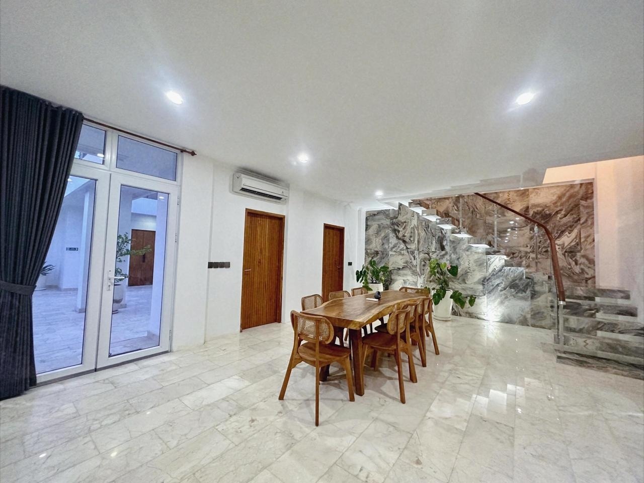 Villa image 4
