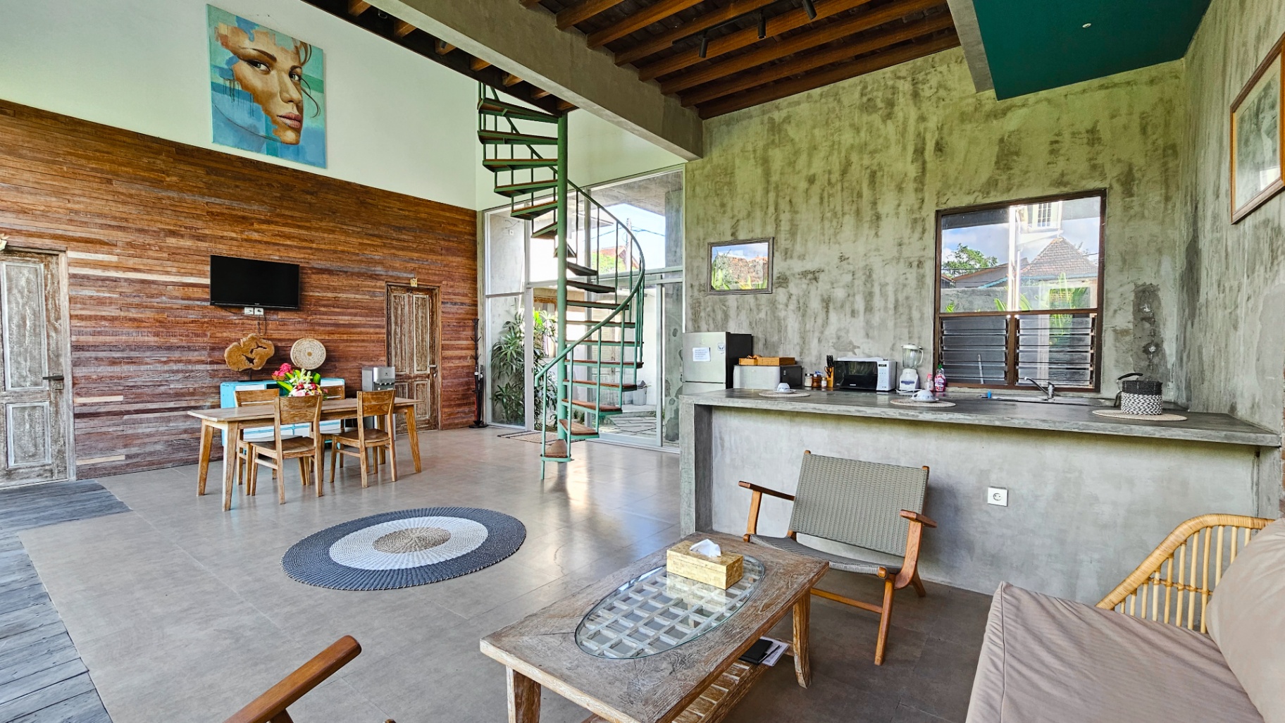 Villa LJ - 4-Bedroom Vintage style Villa in Padang Linjong!!!