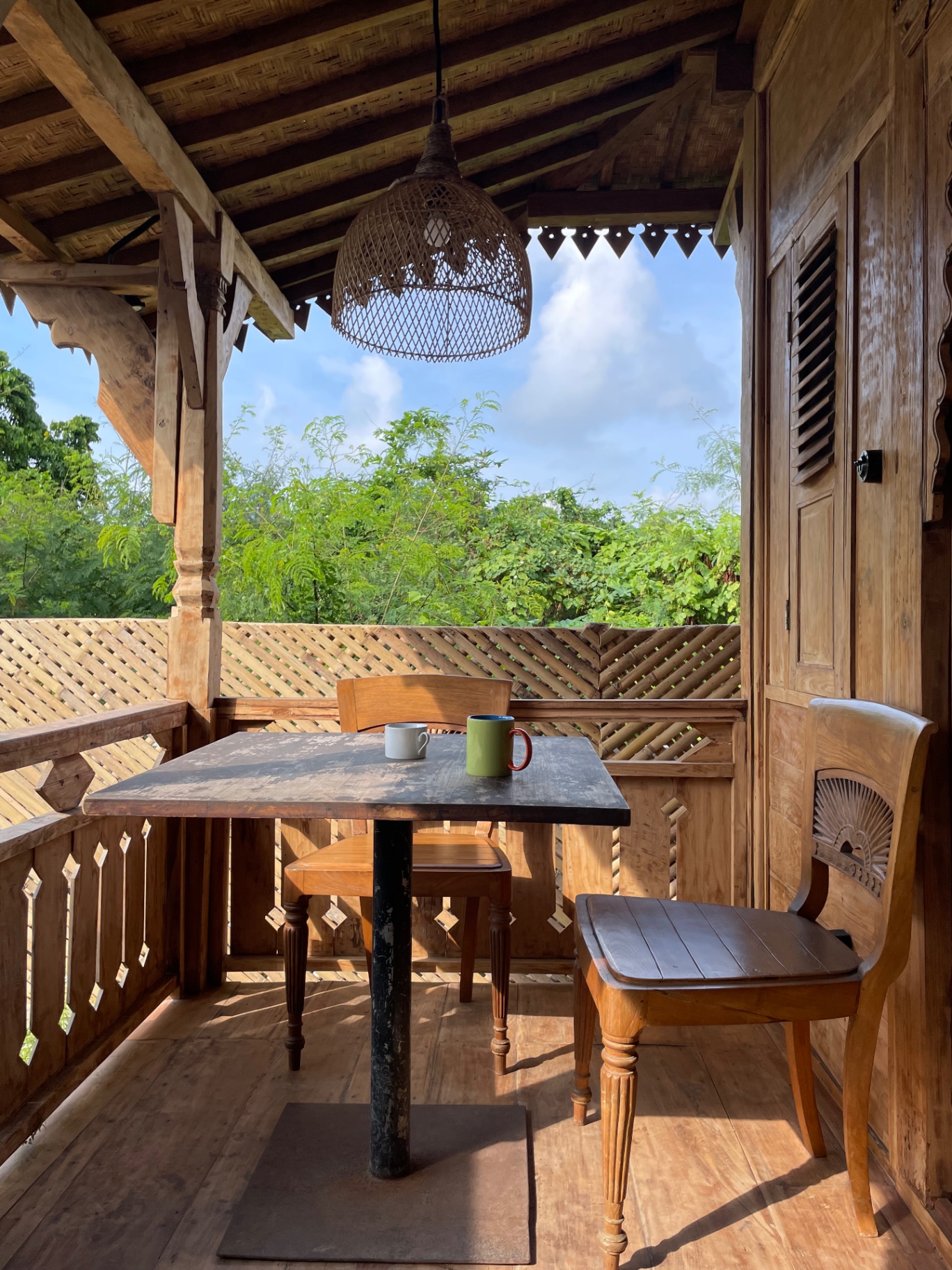 Rustic Wooden Villa by Rice Fields- Near Sanur