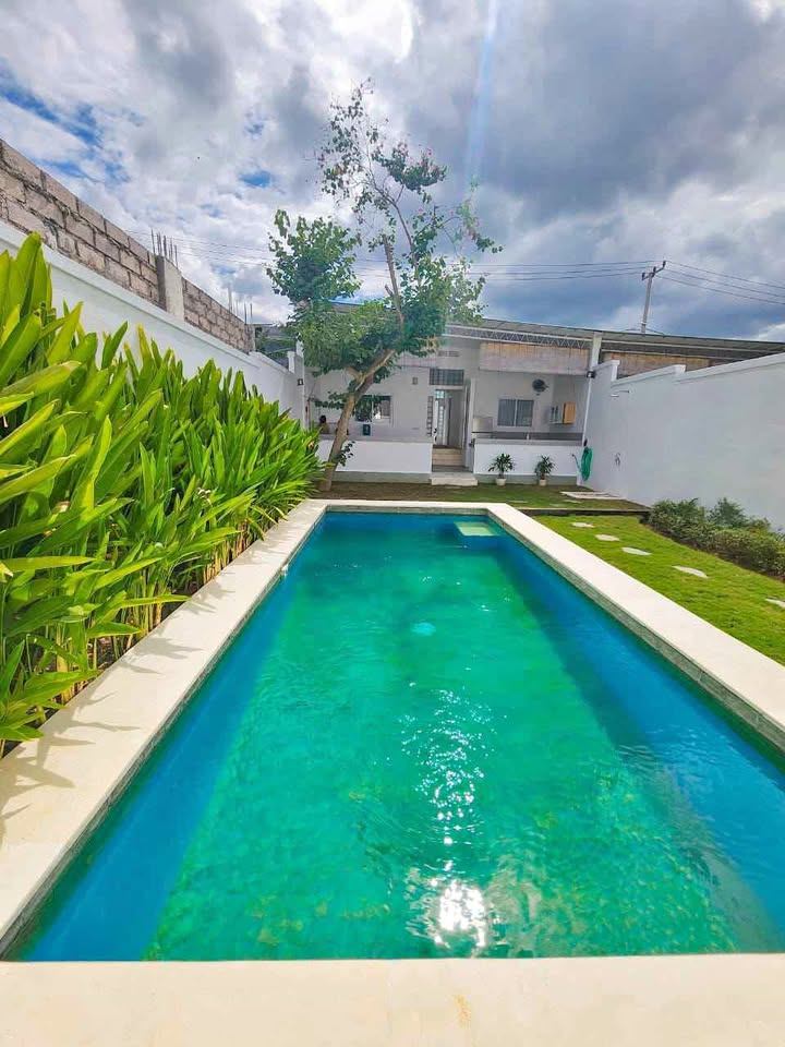 Villa image 2