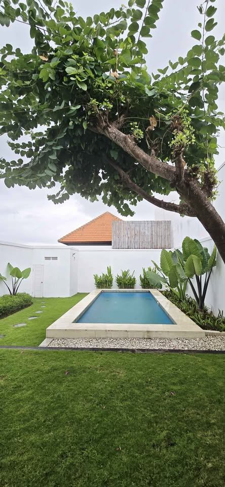 Villa image 1