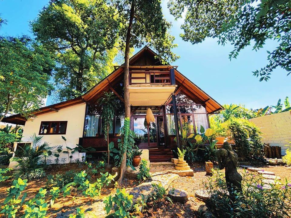 Villa image 1