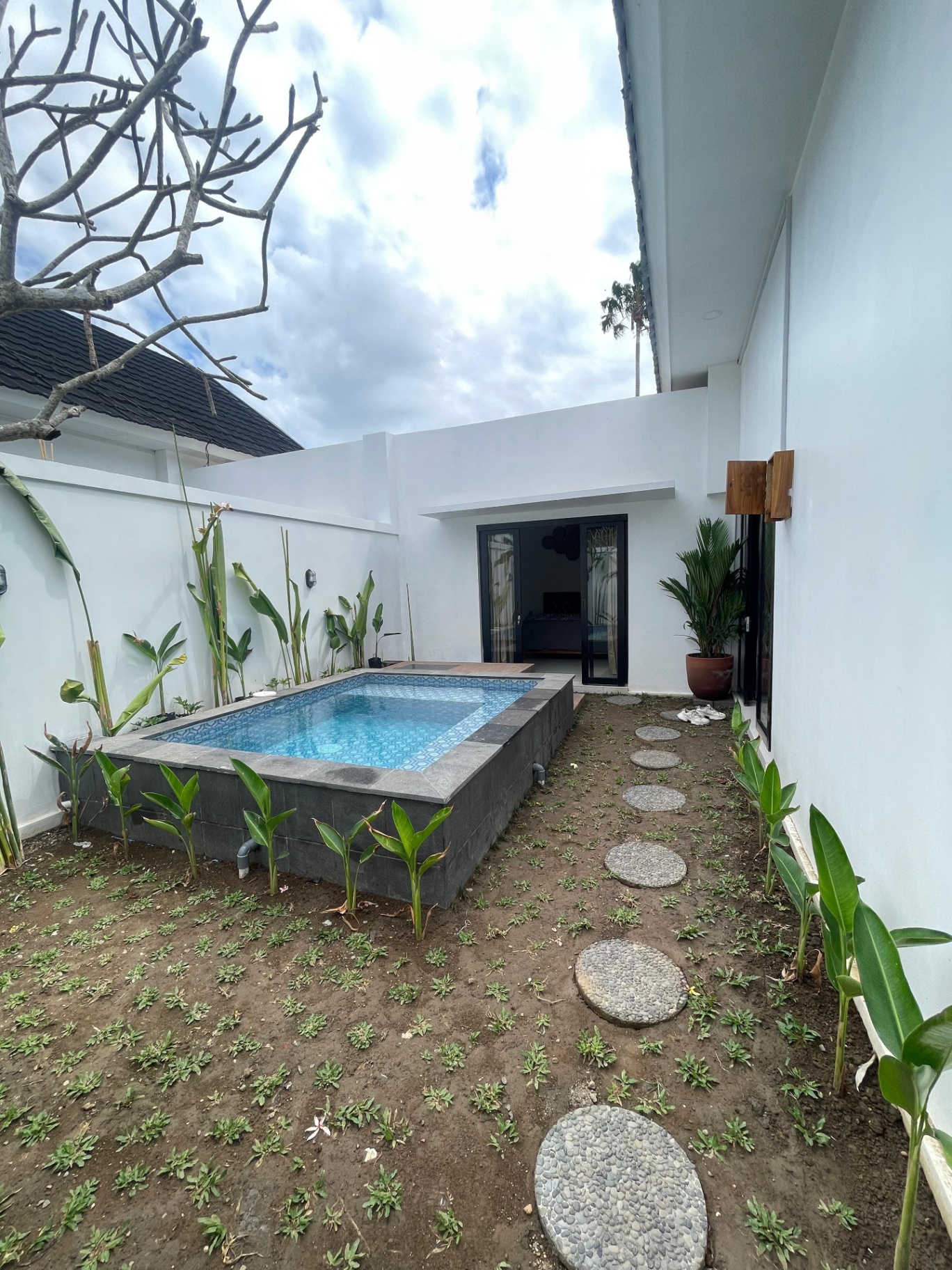 Villa image 1