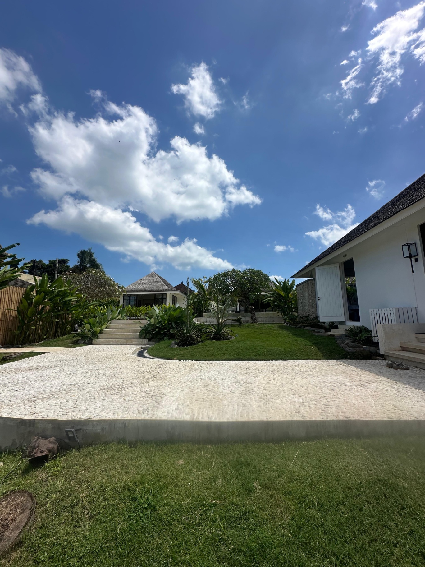 Villa image 3