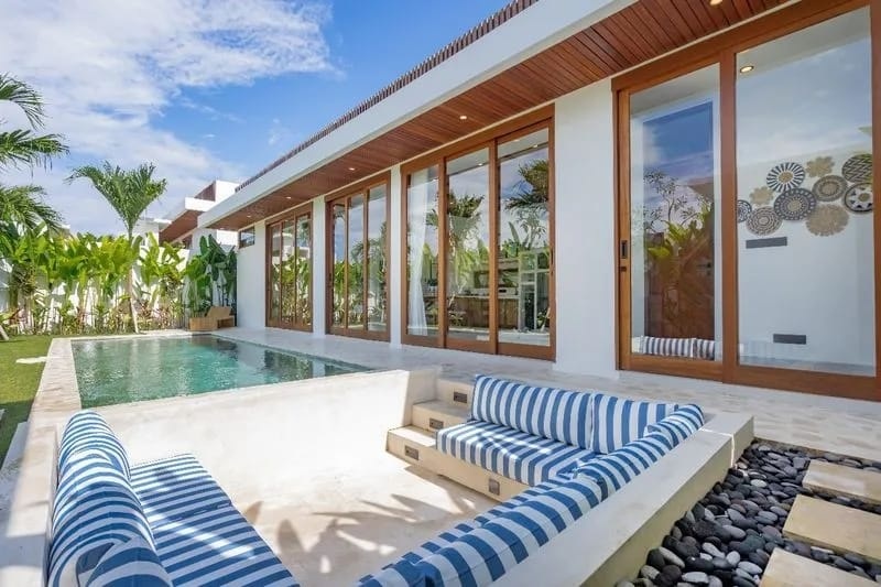 Villa image 1