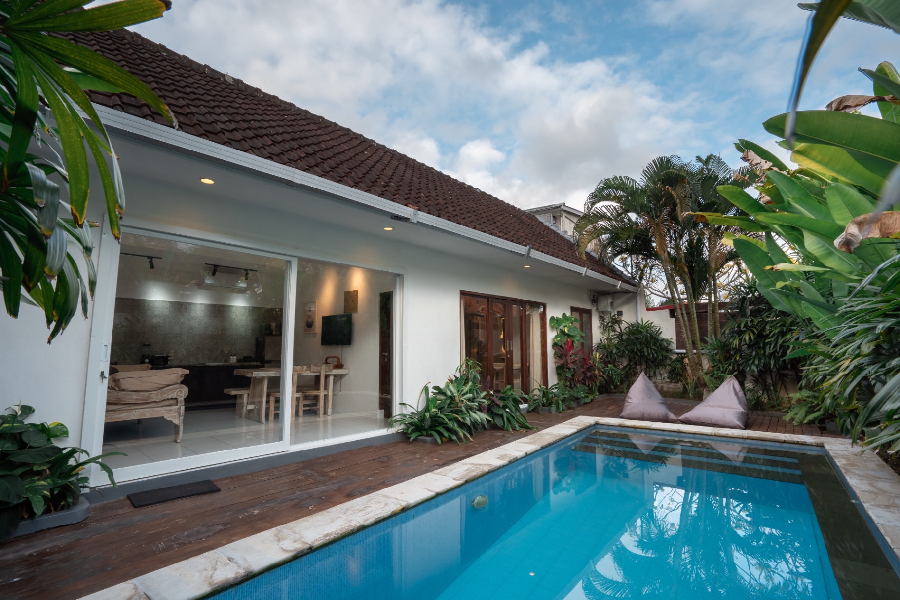 Villa image 2