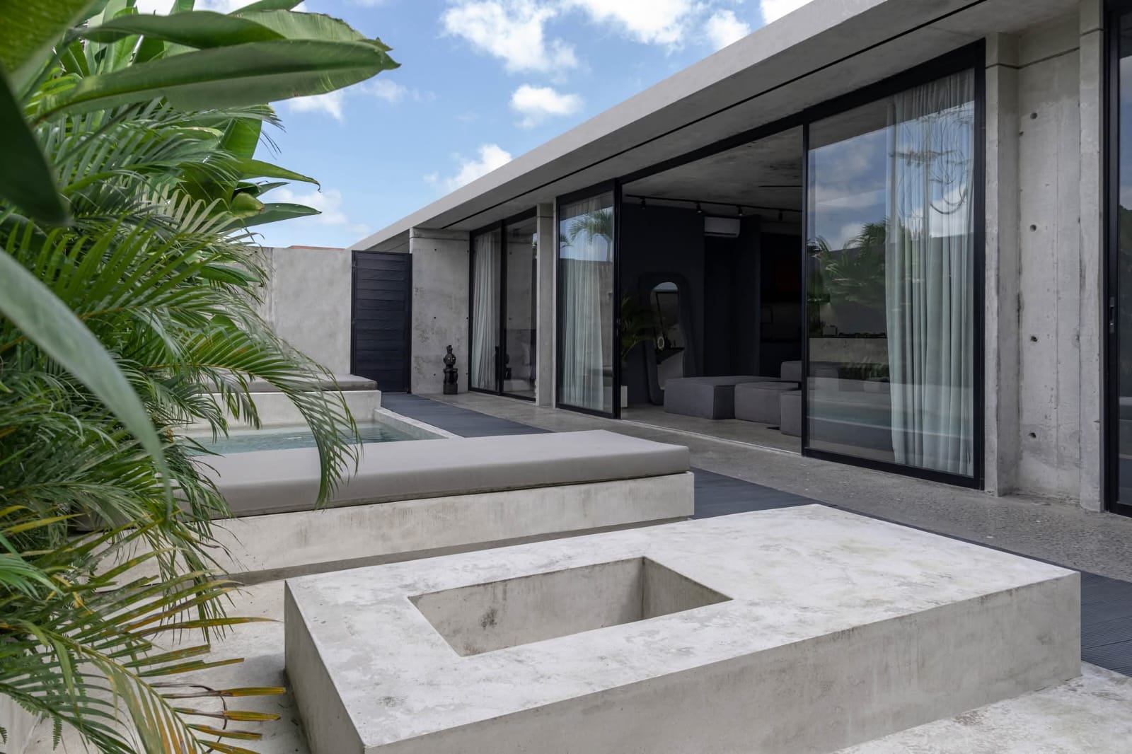 Villa image 1