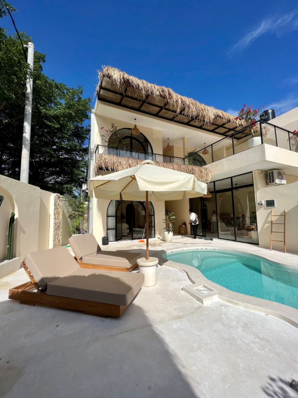 Villa image 1