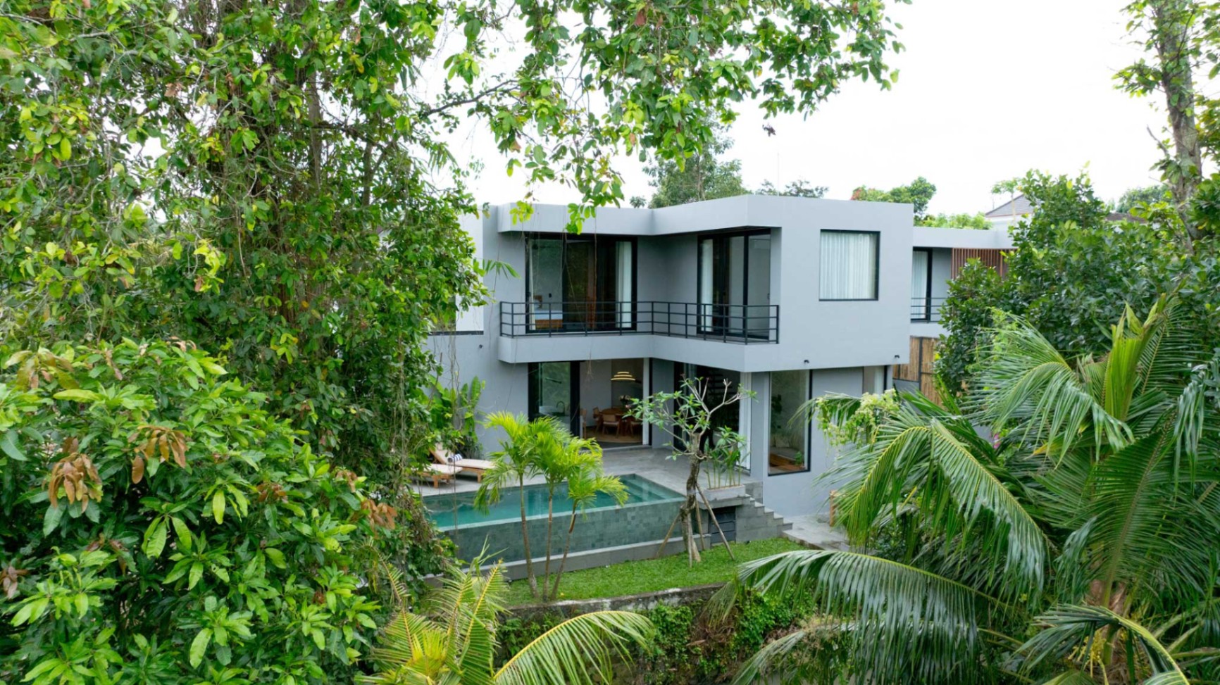 Villa image 2