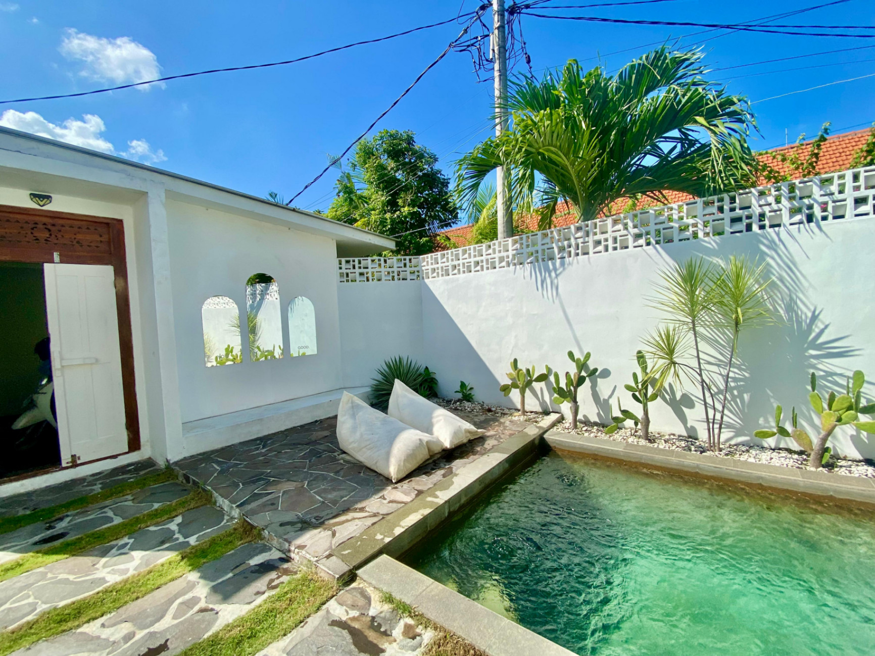 Villa image 2