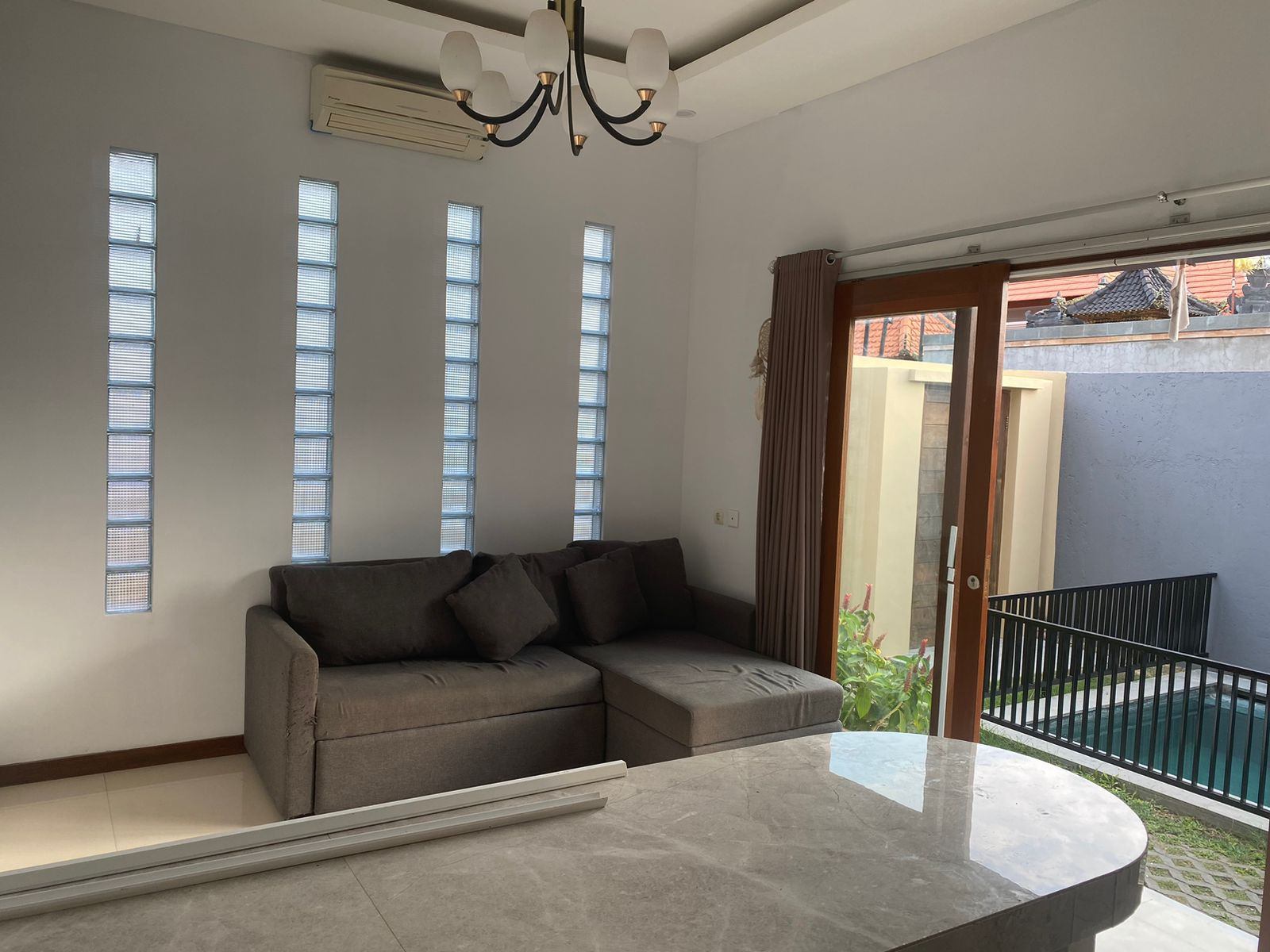 Villa image 2