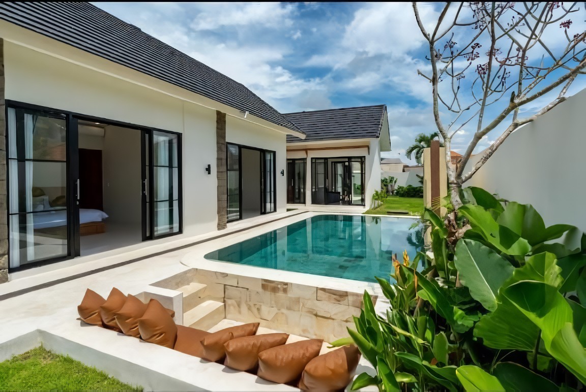 Villa image 1