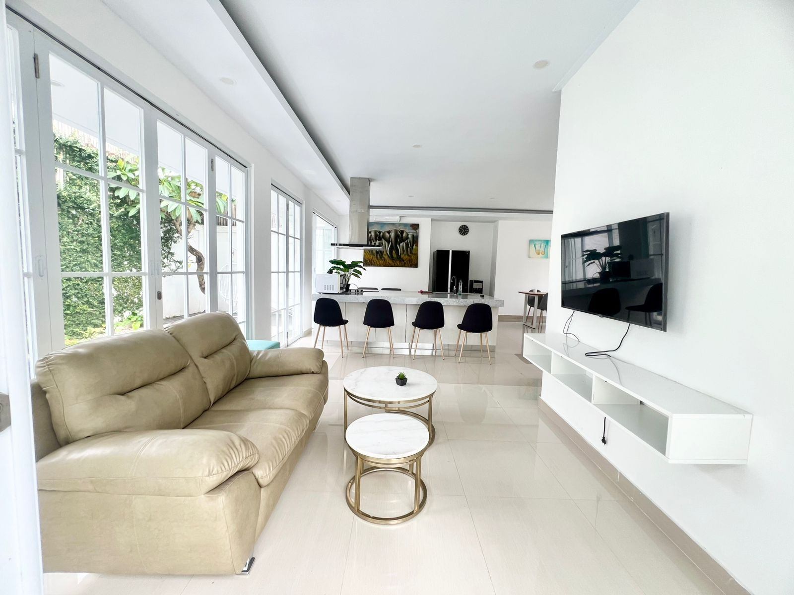 Villa image 1