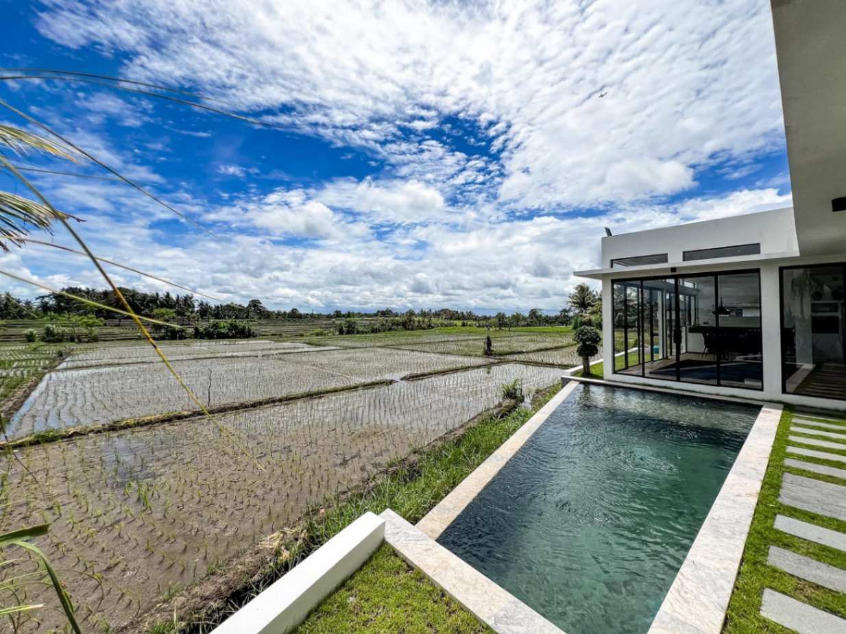 Villa image 2