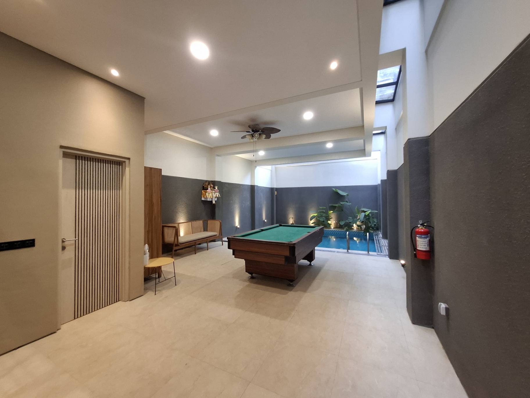 Villa image 2