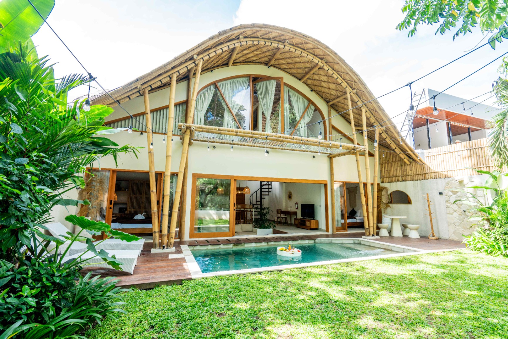 Villa image 2