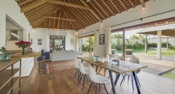 Villa image 3