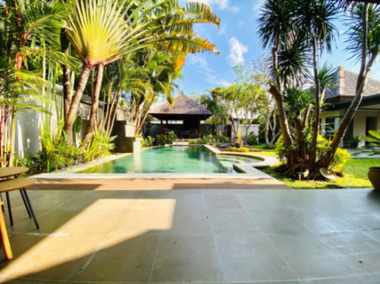 Villa image 2