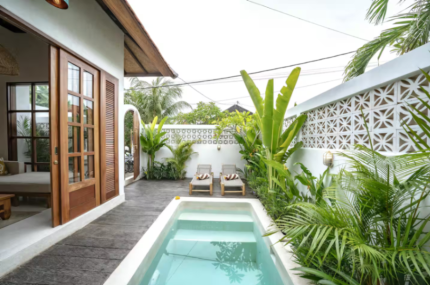 1 Bedroom Villa 5 Minutes to Kedungu Beach