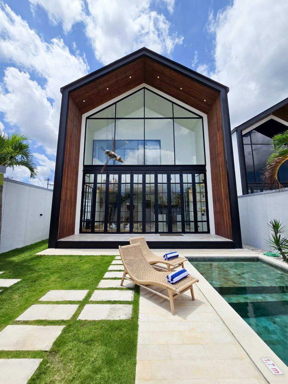 JOSEPH VILLAS