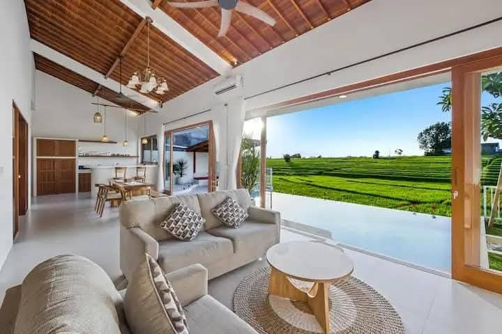 Villa image 3