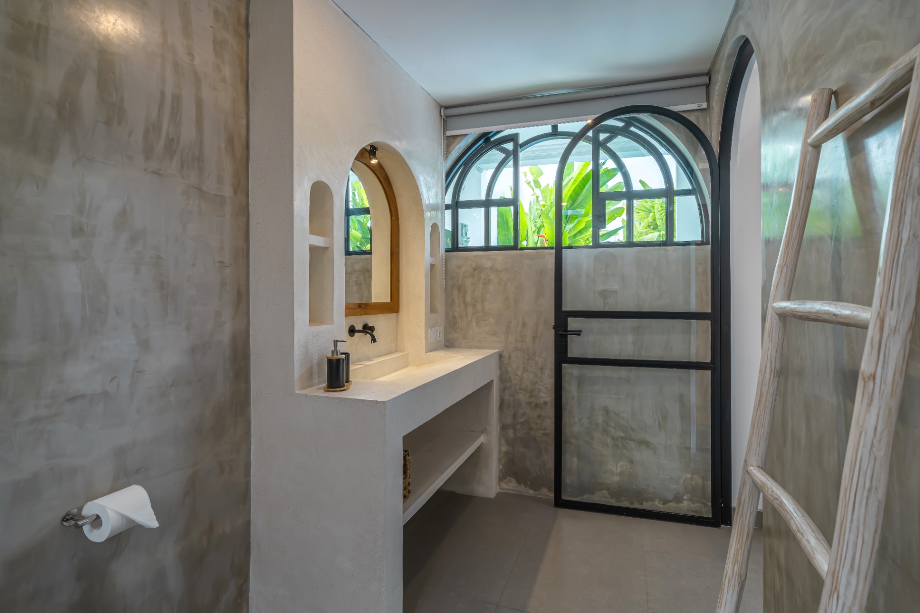 Villa image 2
