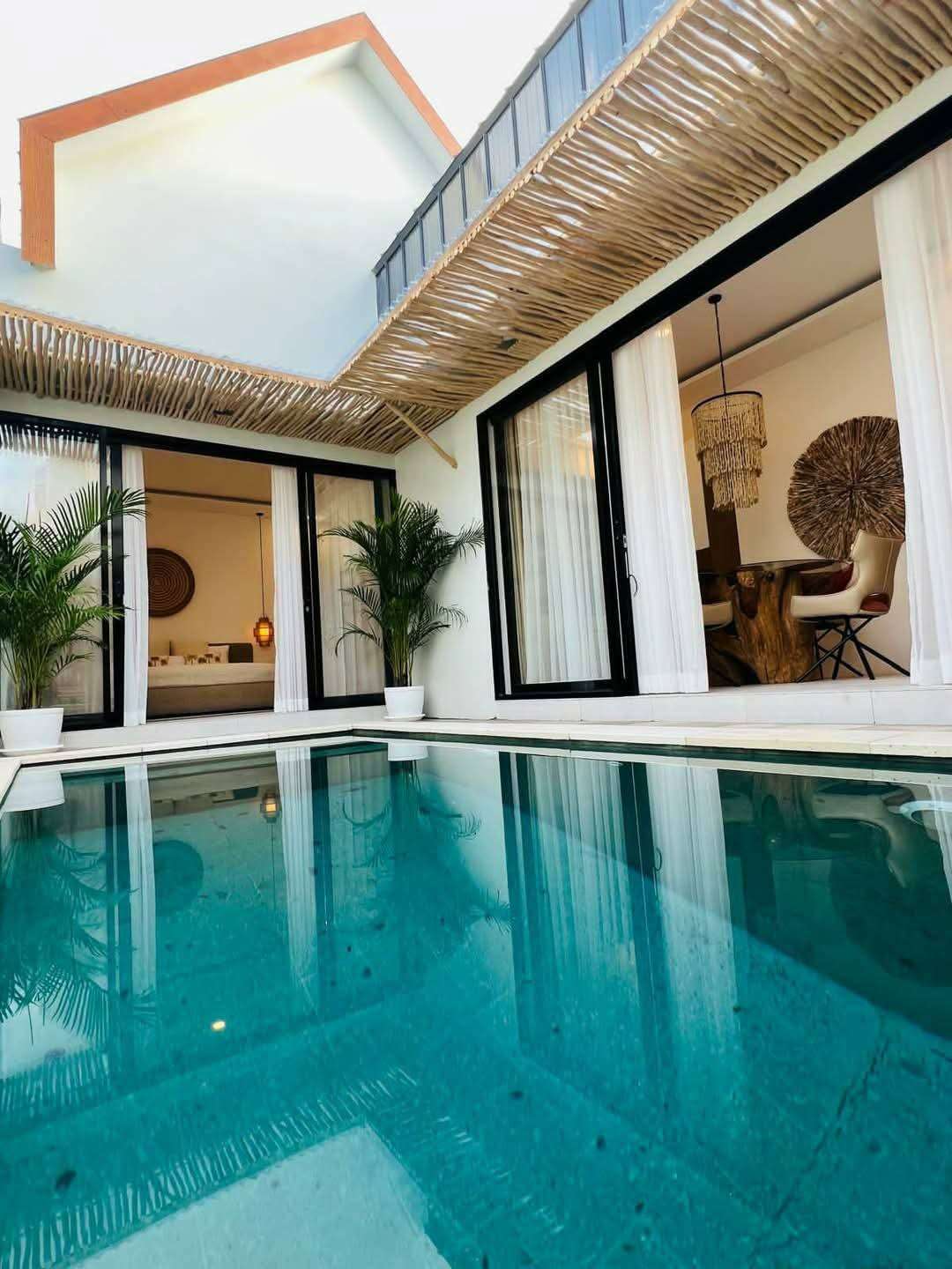 Villa image 1