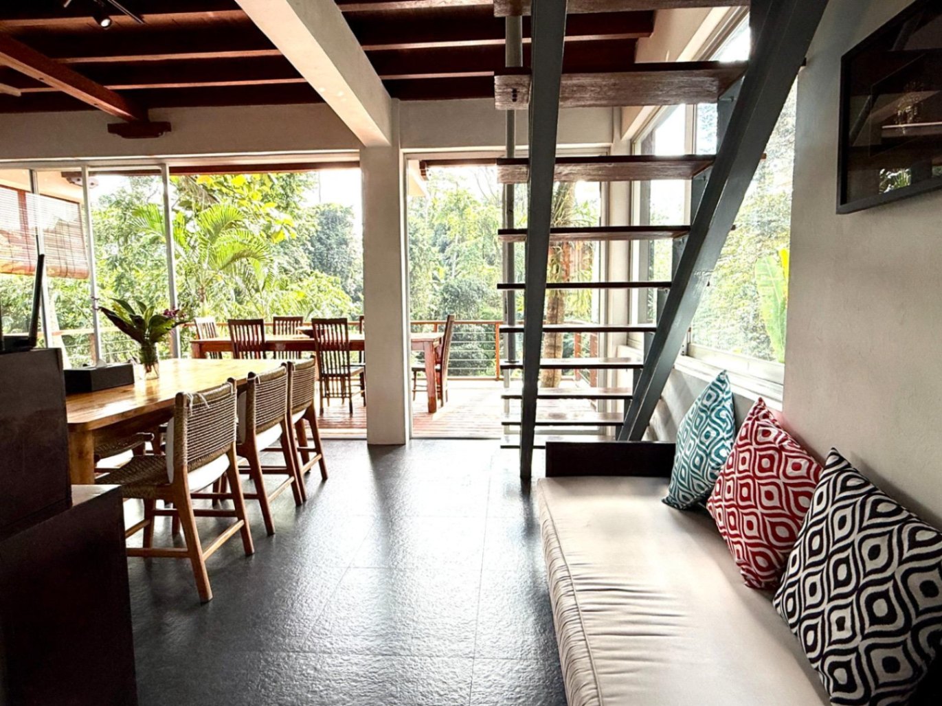 Villa image 2