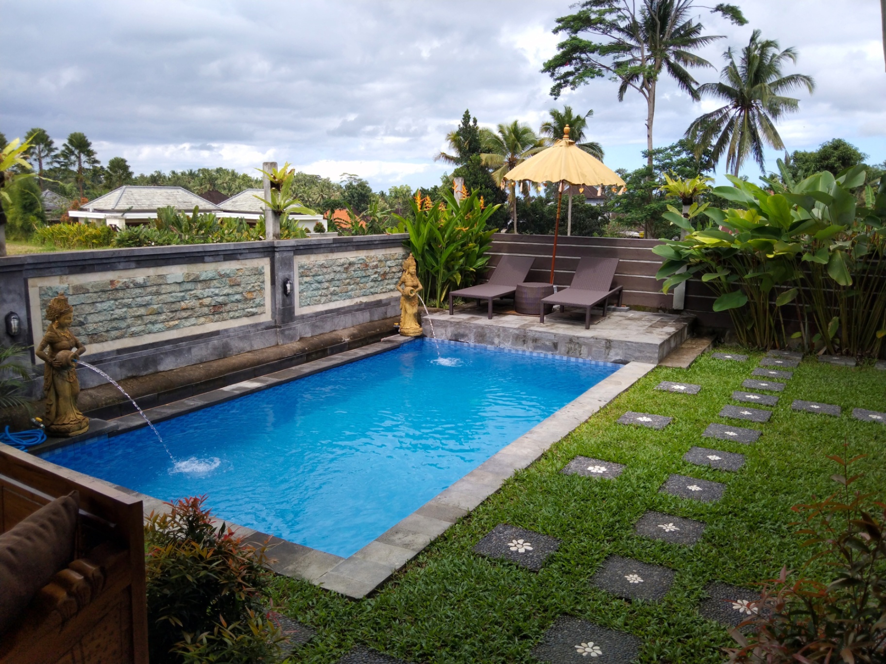 Villa image 2
