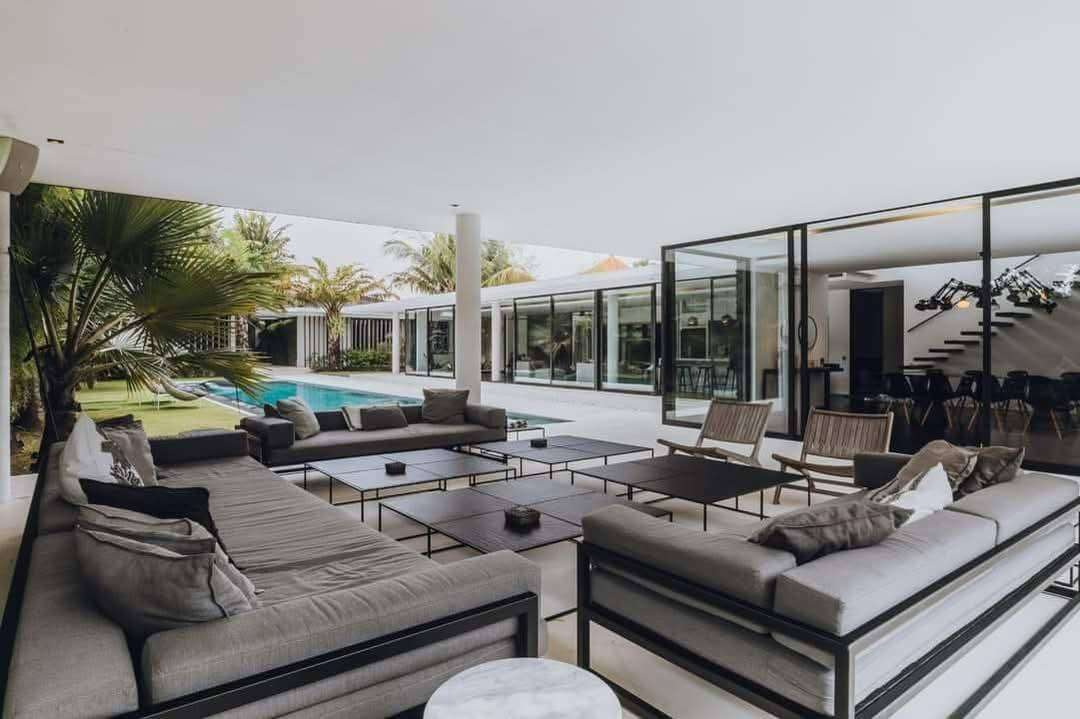 Villa image 3