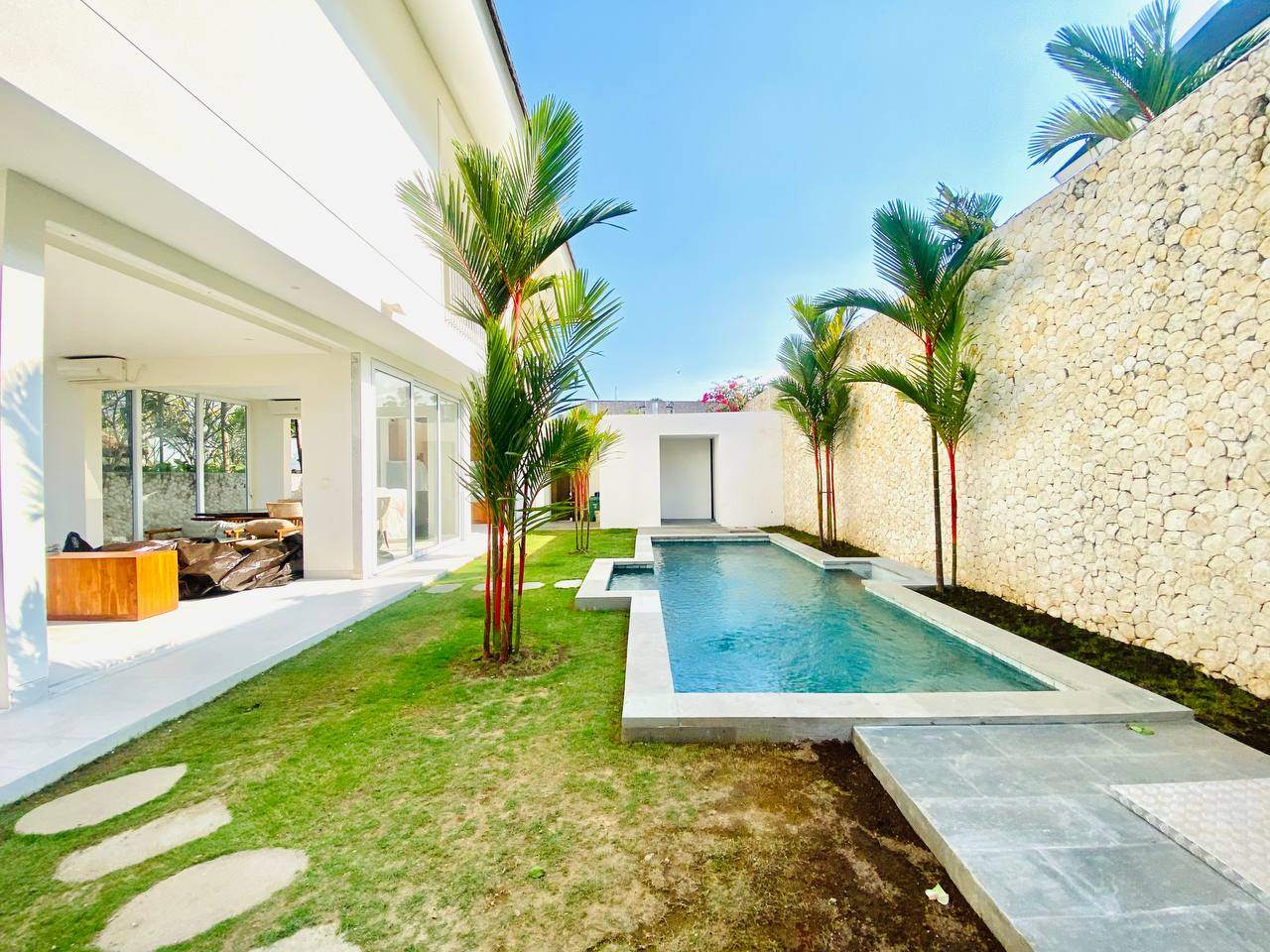 Villa image 3