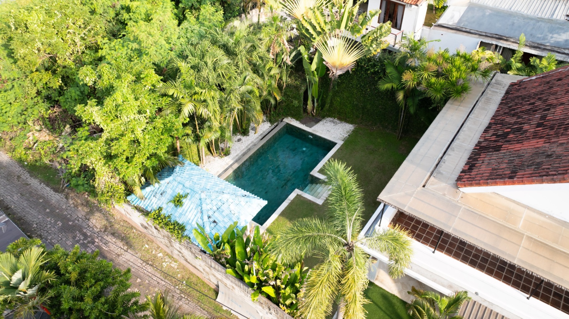 Villa image 2