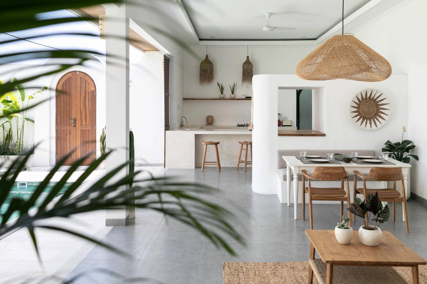2-bedroom Tropical Oasis in Berawa