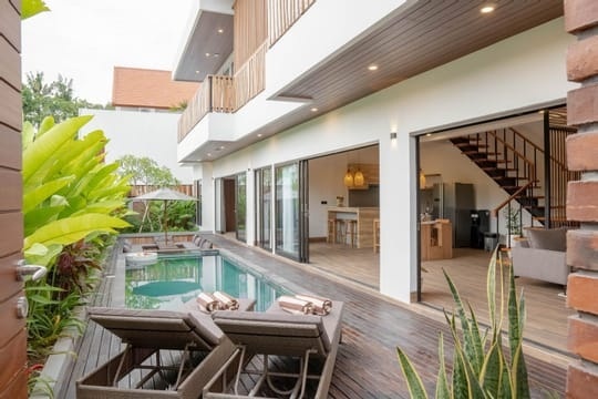 Villa image 1
