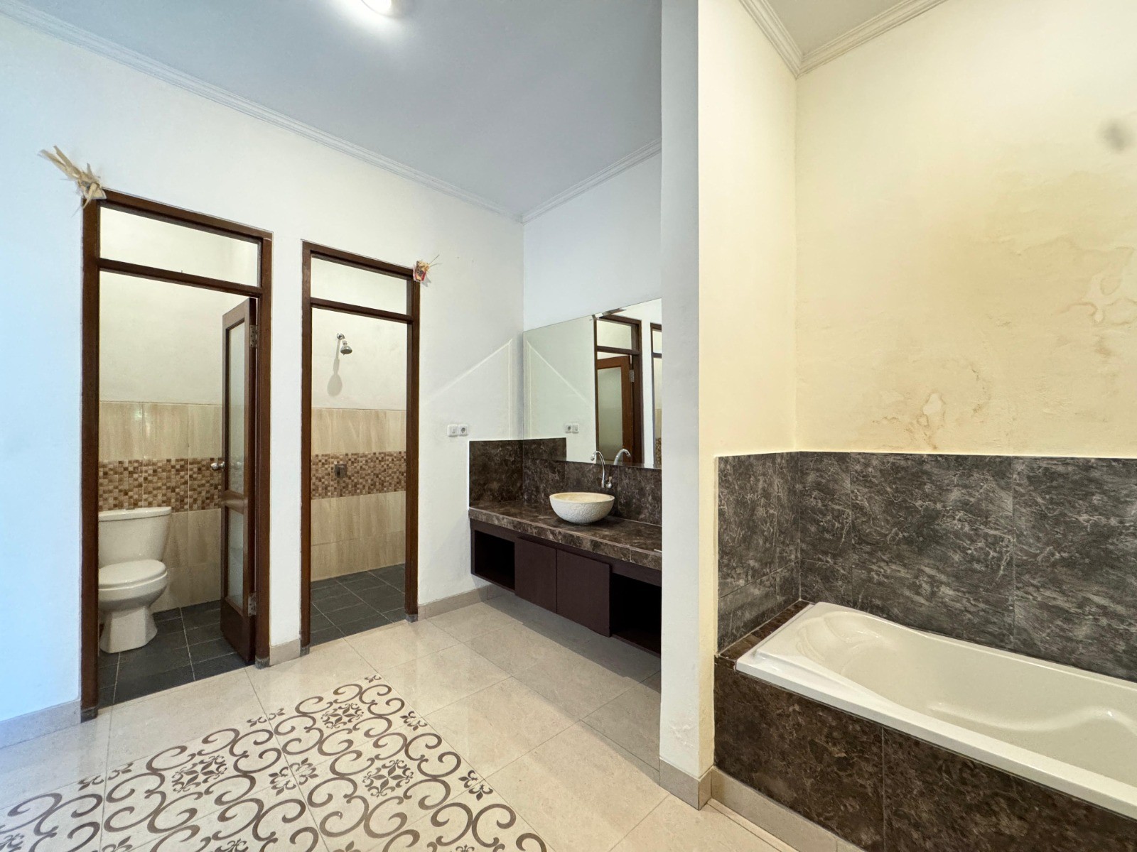 Villa image 4