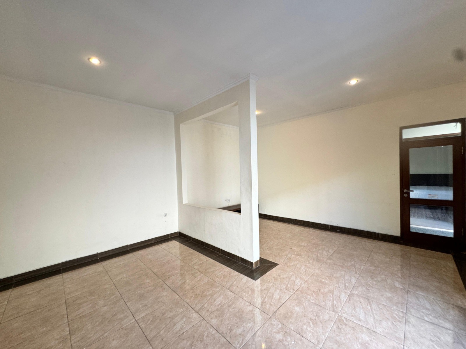 Villa image 5