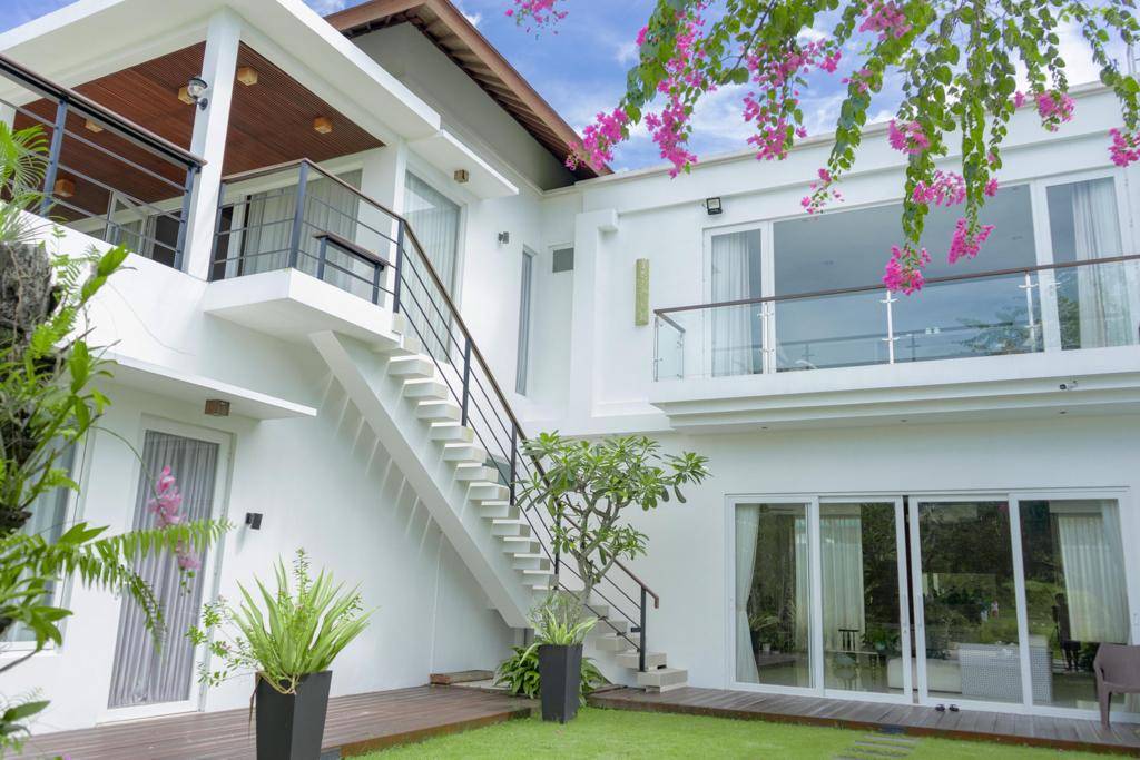 Villa image 2