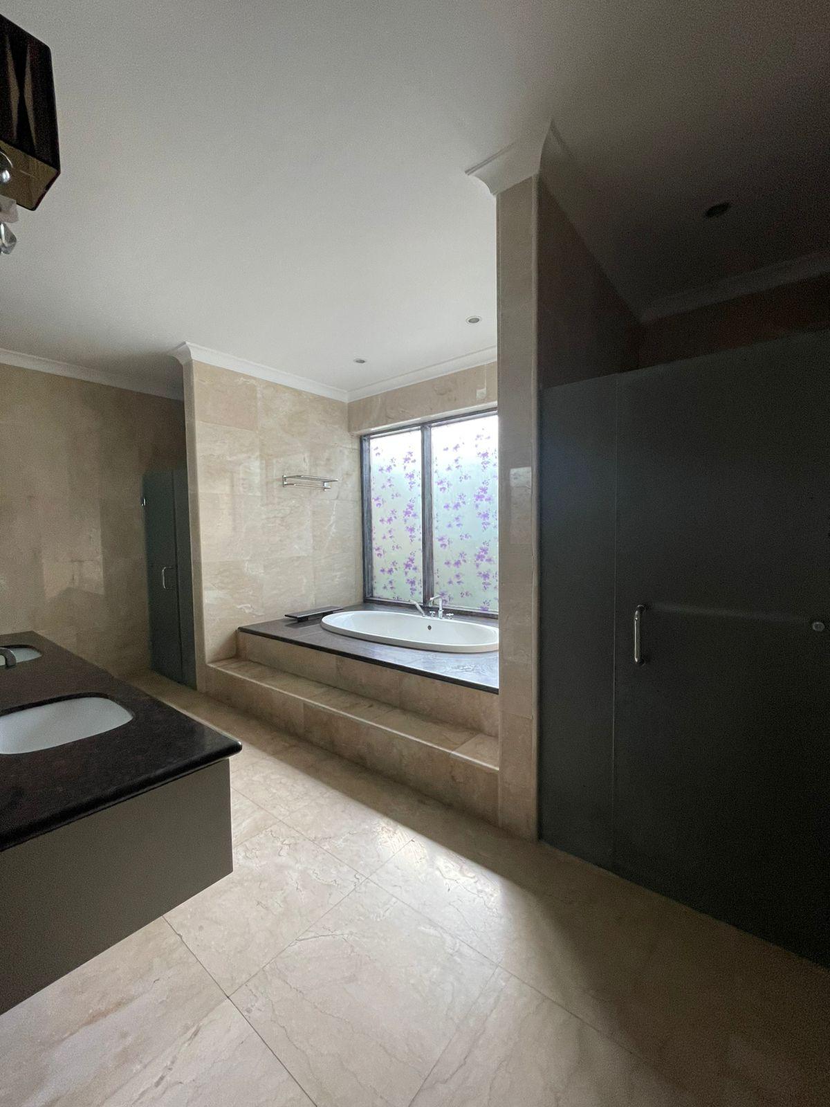 Villa image 5