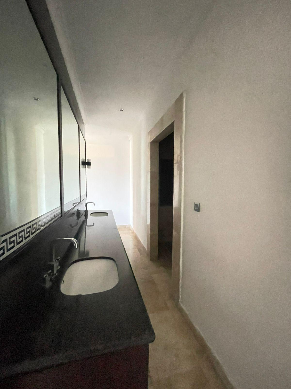 Villa image 3