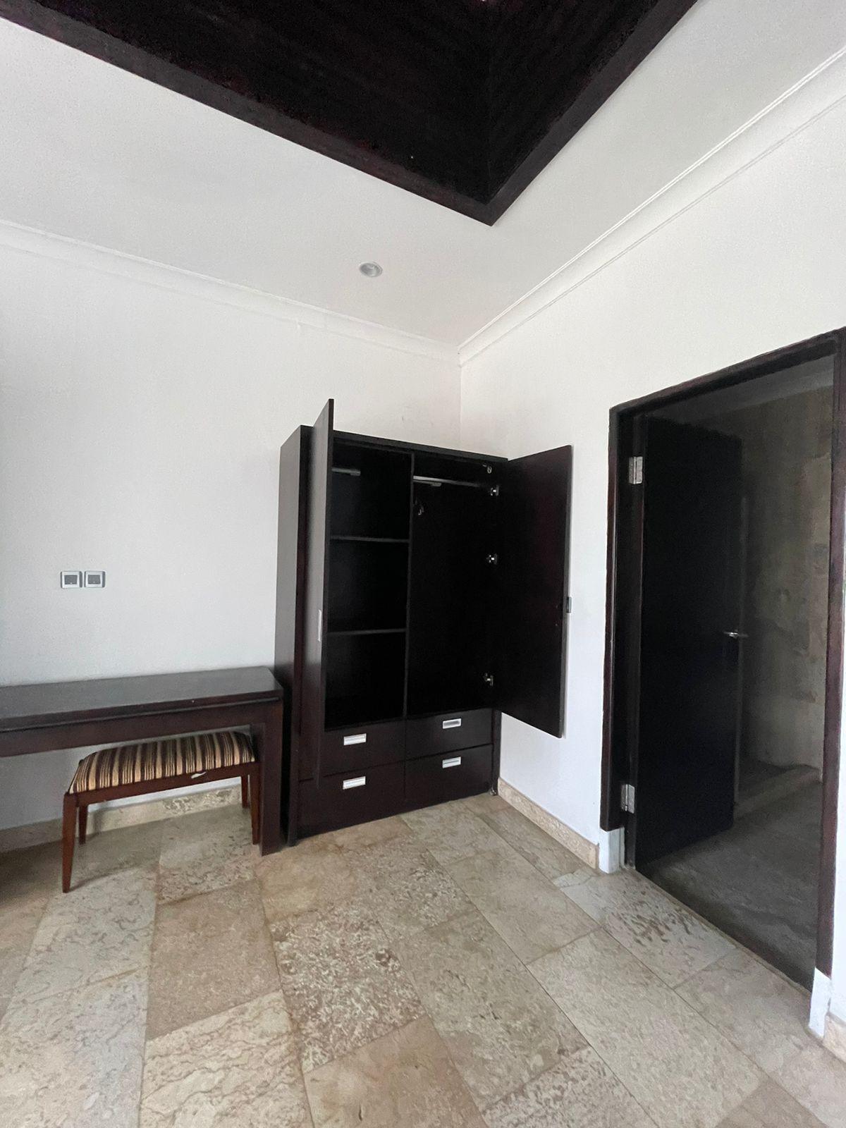 Villa image 5