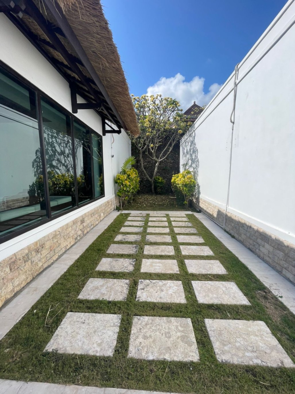 Villa image 2